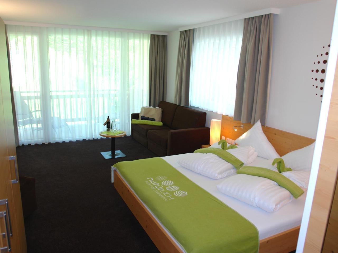 Natuerlich Hotel Mit Charakter ฟิสส์ ภายนอก รูปภาพ